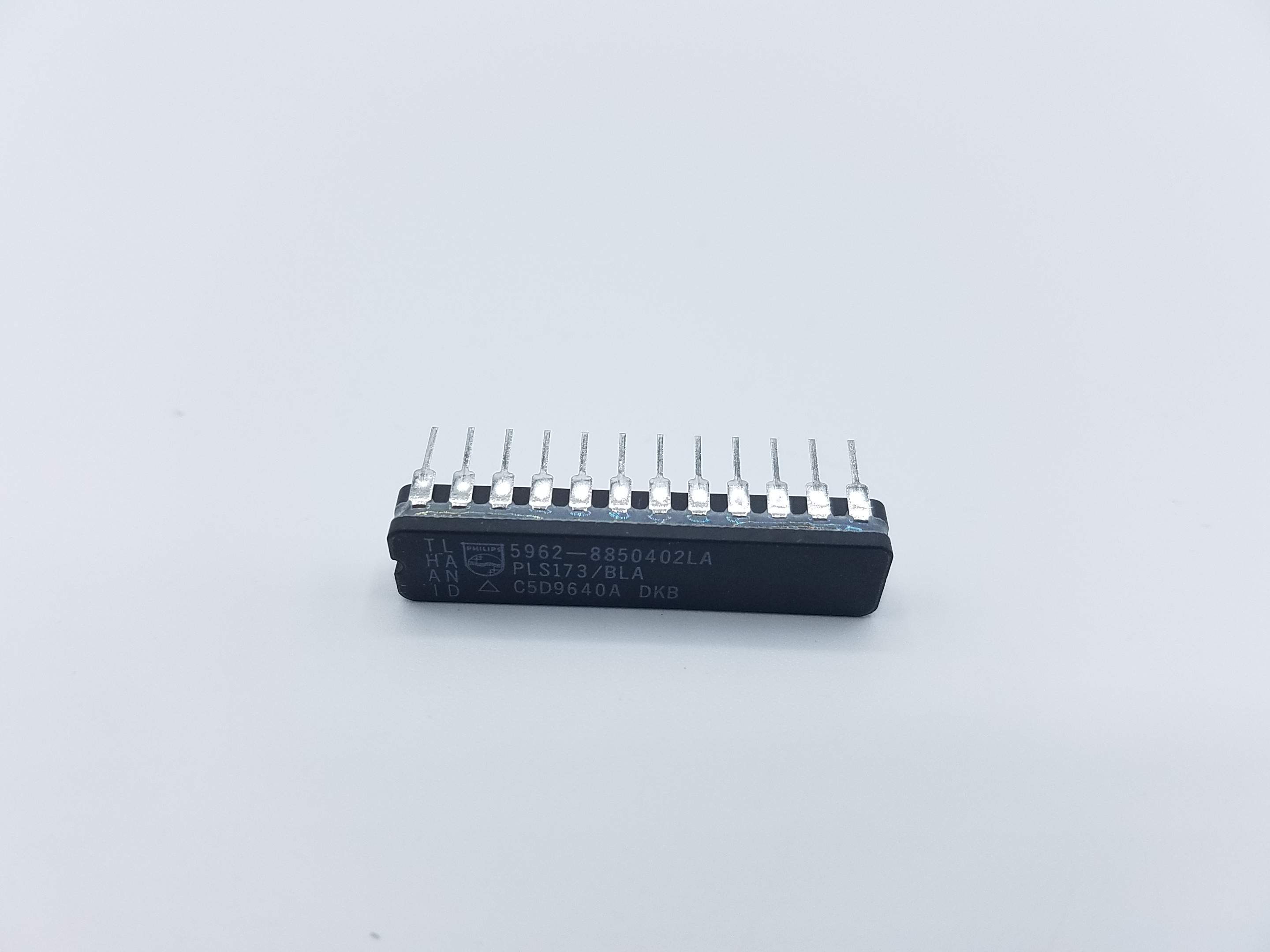 画像  国内在庫番号の 5962-01-297-0873