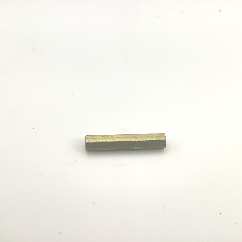 ナショナルストックナンバーの写真 5340-01-216-0795
