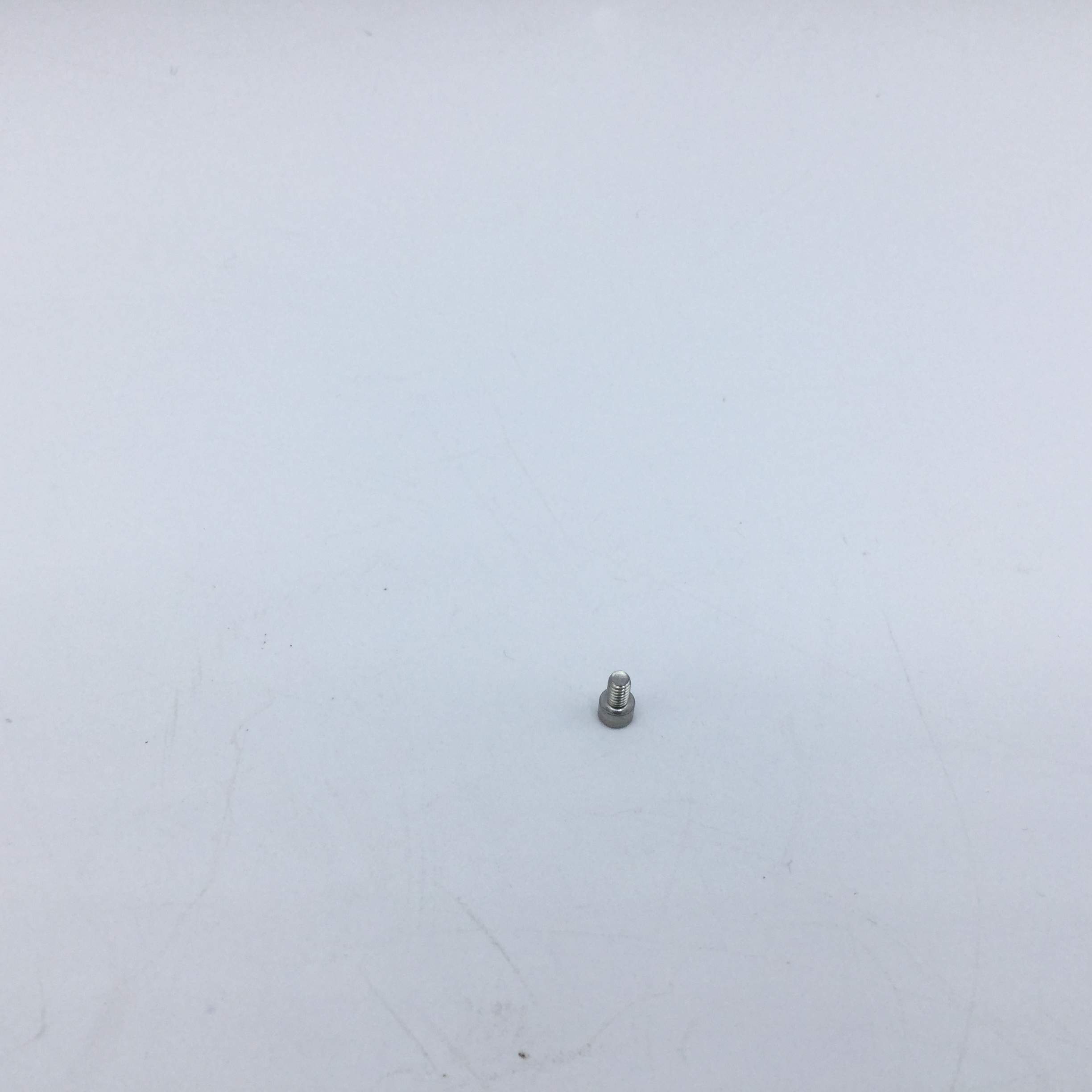 ナショナルストックナンバーの写真 5305-00-467-0203