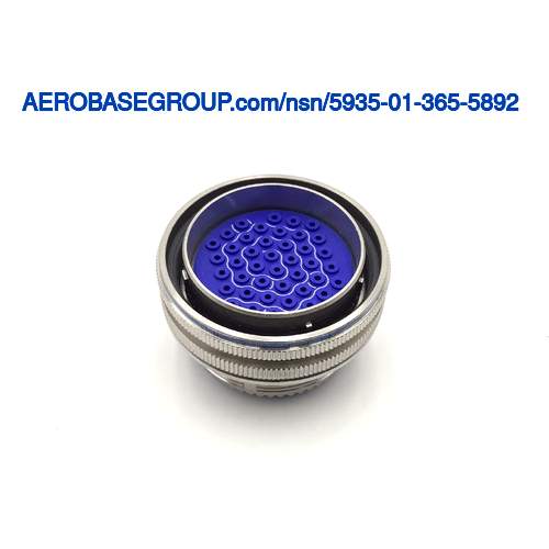 ナショナルストックナンバーの写真 5935-01-365-5892