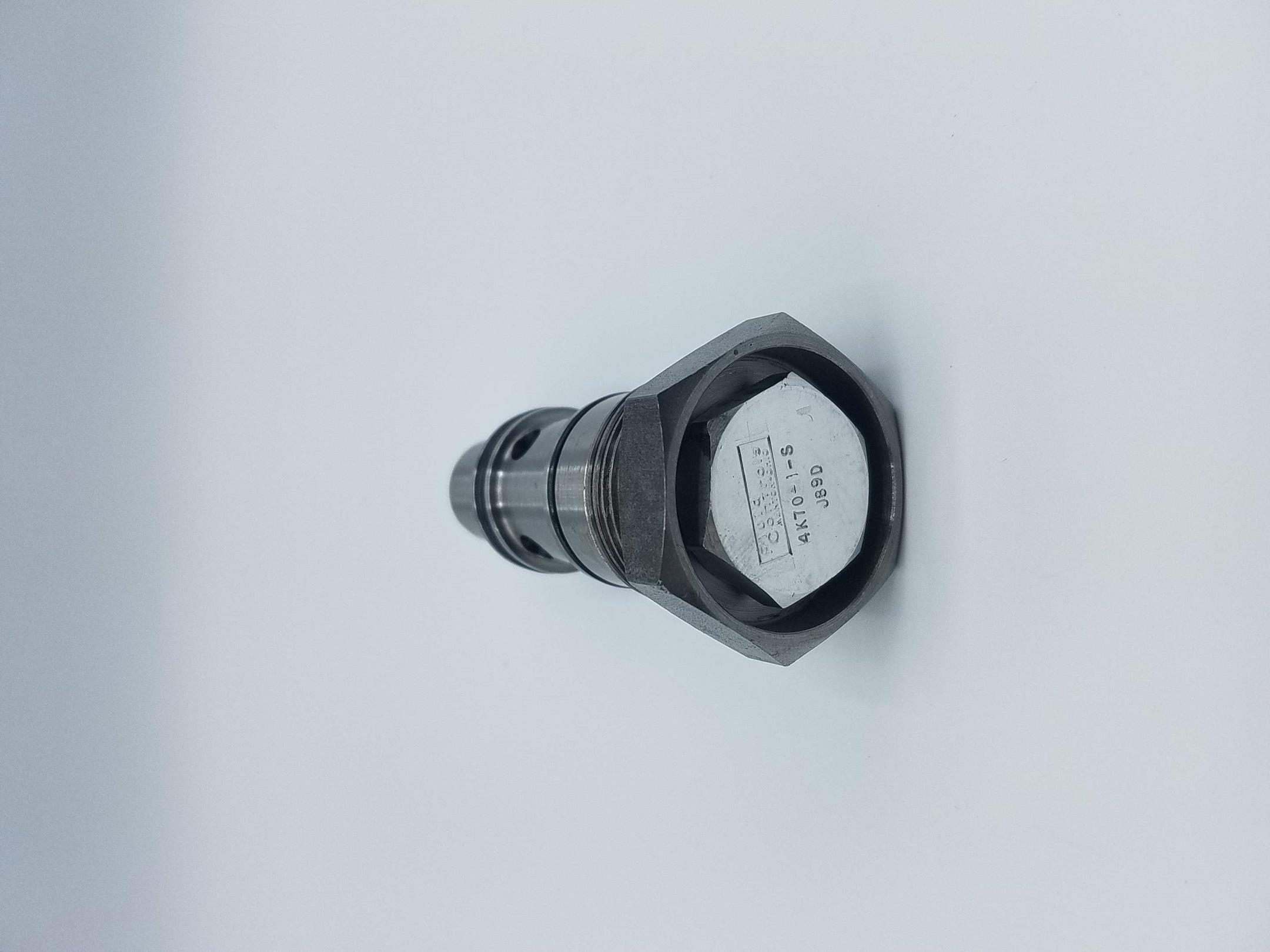 ナショナルストックナンバーの写真 4820-01-009-1736