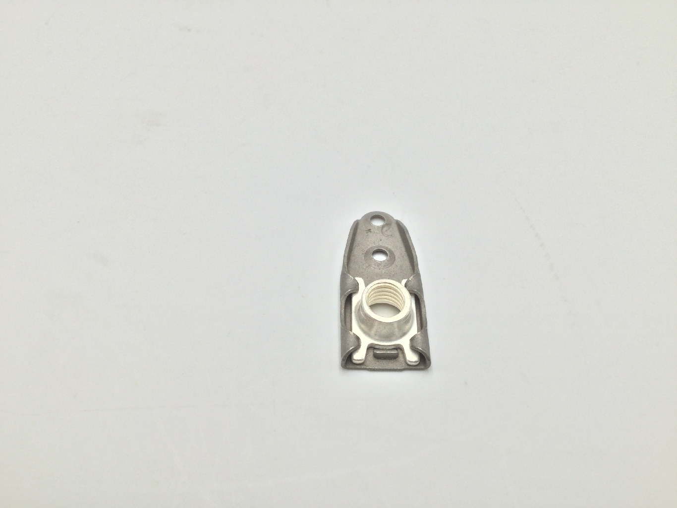 ナショナルストックナンバーの写真 5310-00-779-3600