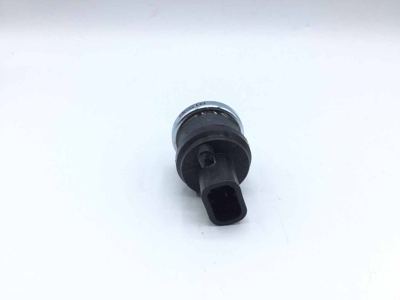 ナショナルストックナンバーの写真 5930-01-540-9463