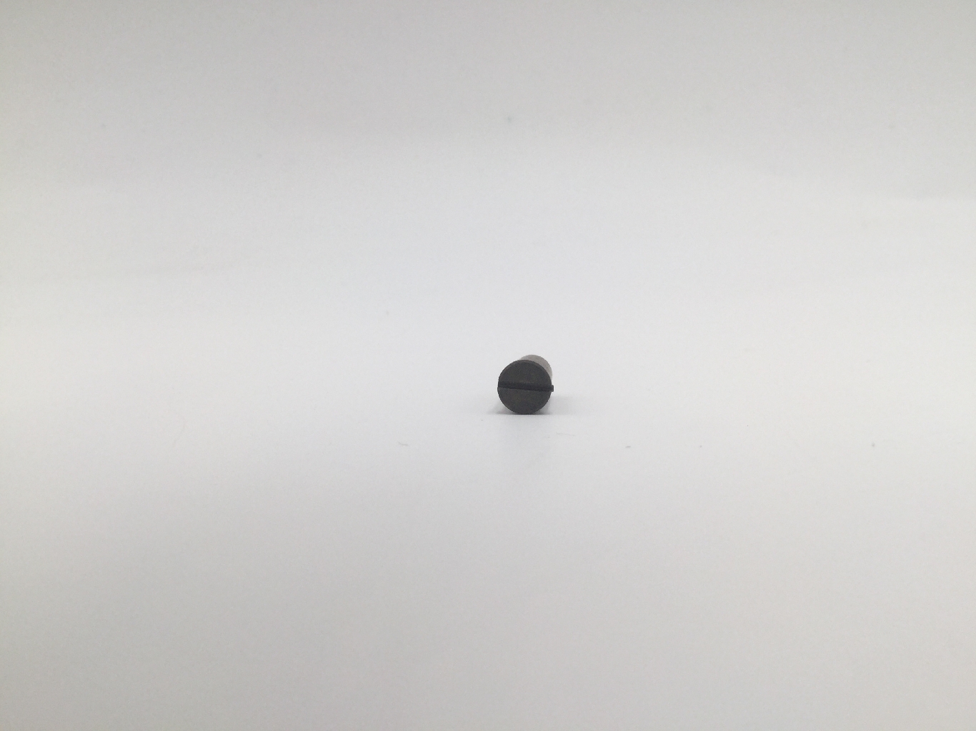 ナショナルストックナンバーの写真 5315-01-479-0126