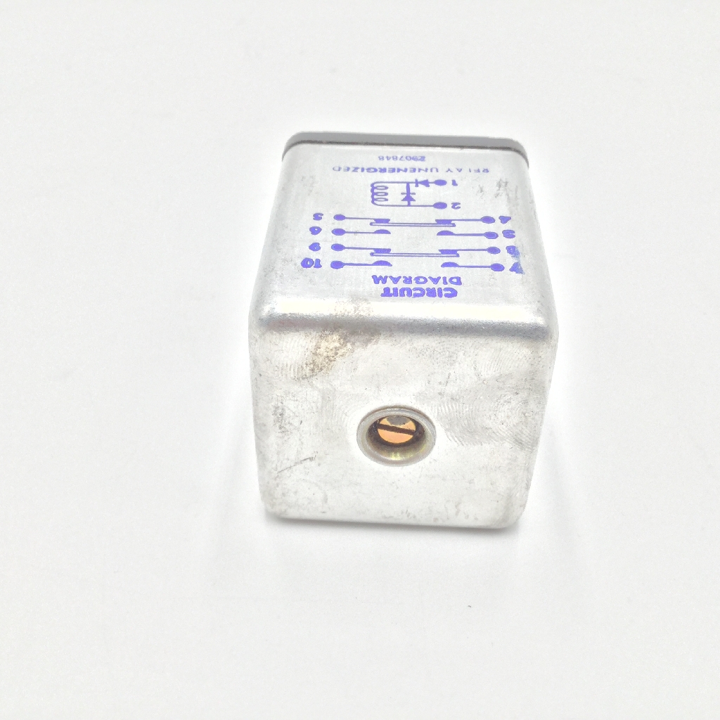 ナショナルストックナンバーの写真 5945-00-158-5179