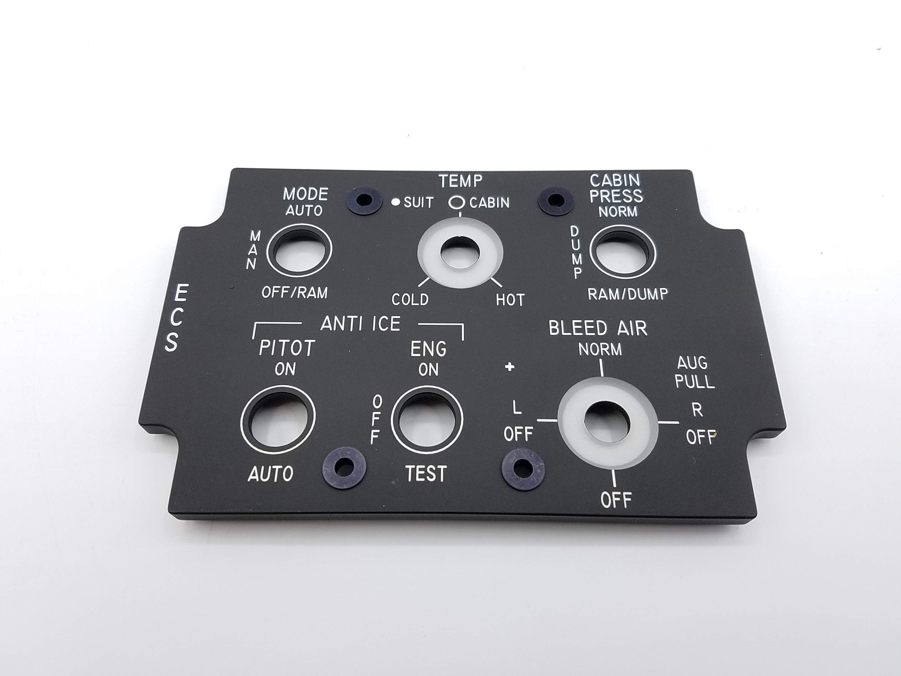 ナショナルストックナンバーの写真 6220-01-115-5531